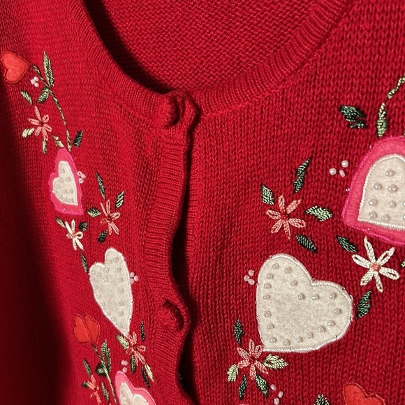 Quacker Factory embroidered  knit cardigan,red button front,hearts,sequins,felt - Picture 3 of 11